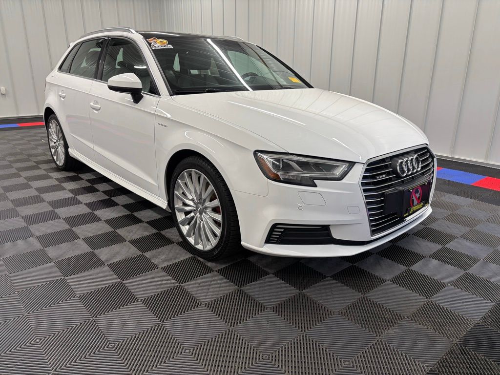 Vehicle image 2 of 17