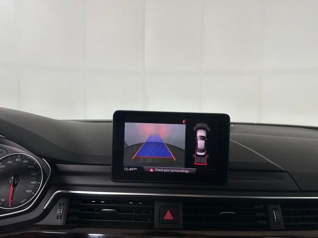 Vehicle image 20 of 27
