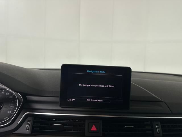 Vehicle image 21 of 27