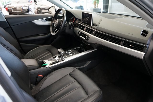 Vehicle image 41 of 54