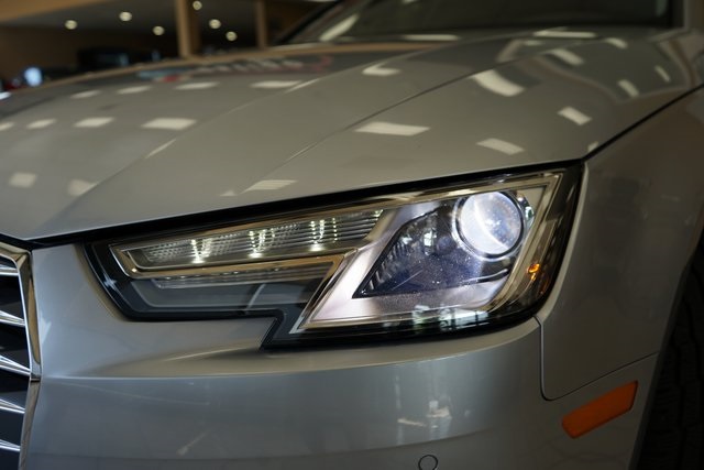 Vehicle image 22 of 54