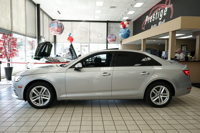 Vehicle image 10 of 54