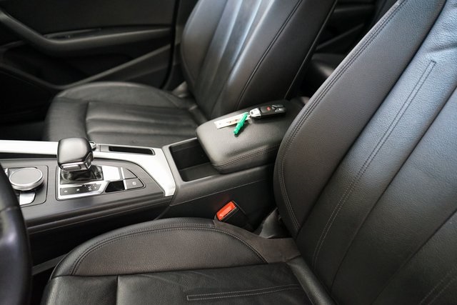 Vehicle image 28 of 54
