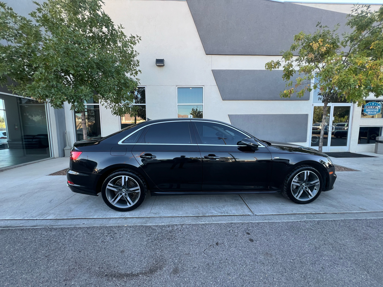 Vehicle image 8 of 21