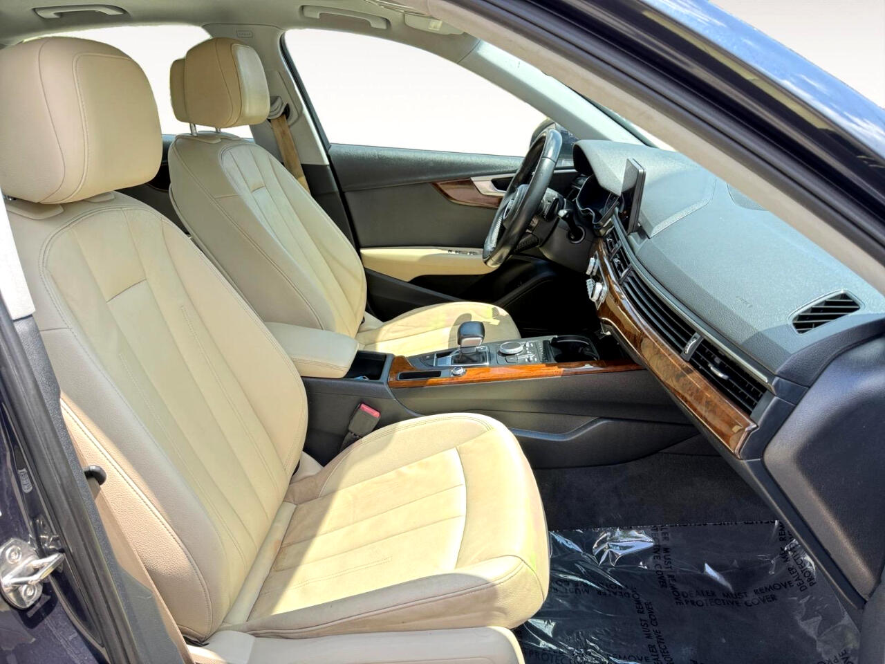 2017 Audi A4 Premium Image 17 of 28