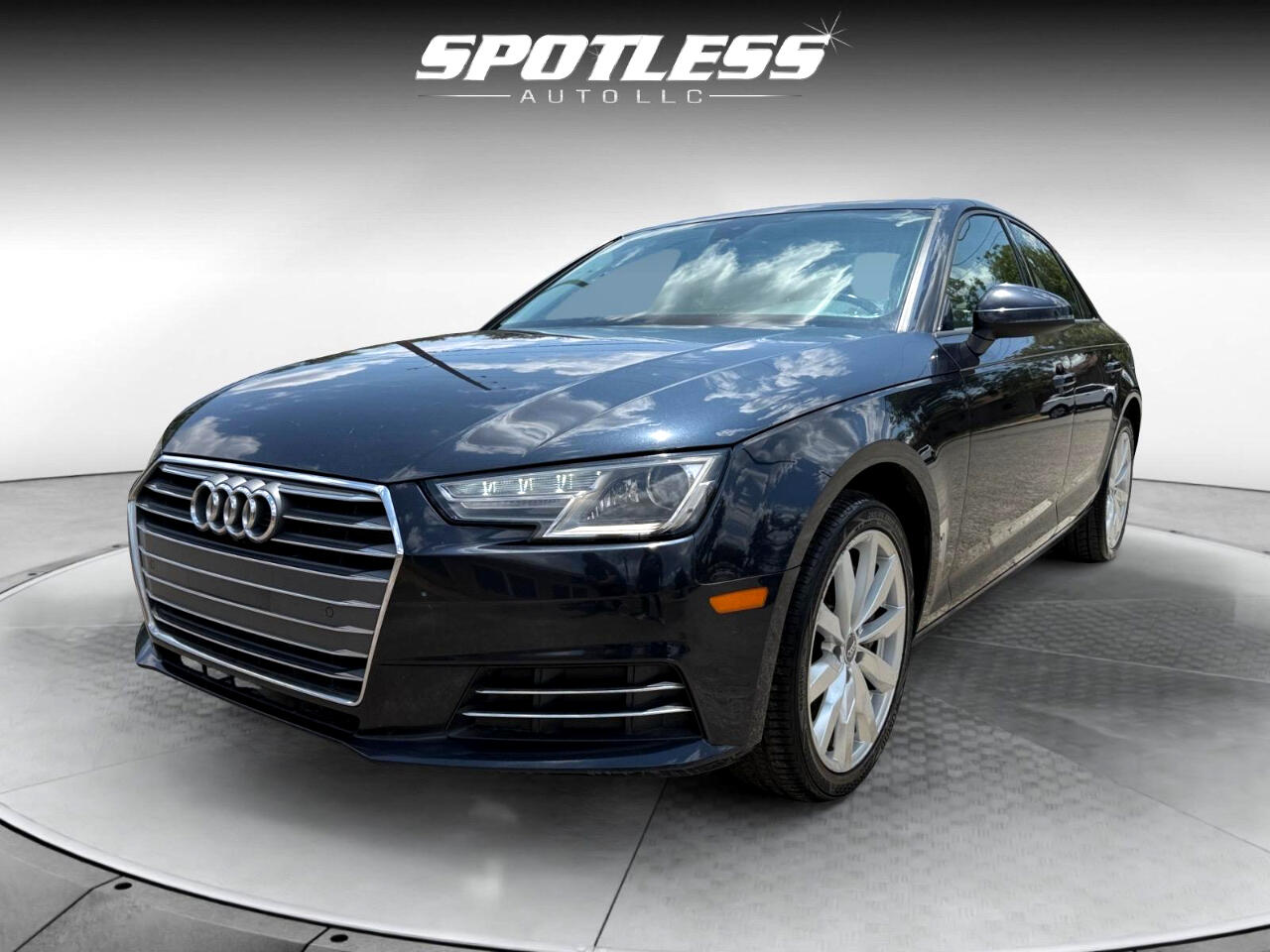 2017 Audi A4 Premium Image 2 of 28