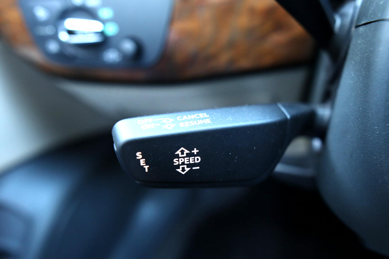 Vehicle image 22 of 39