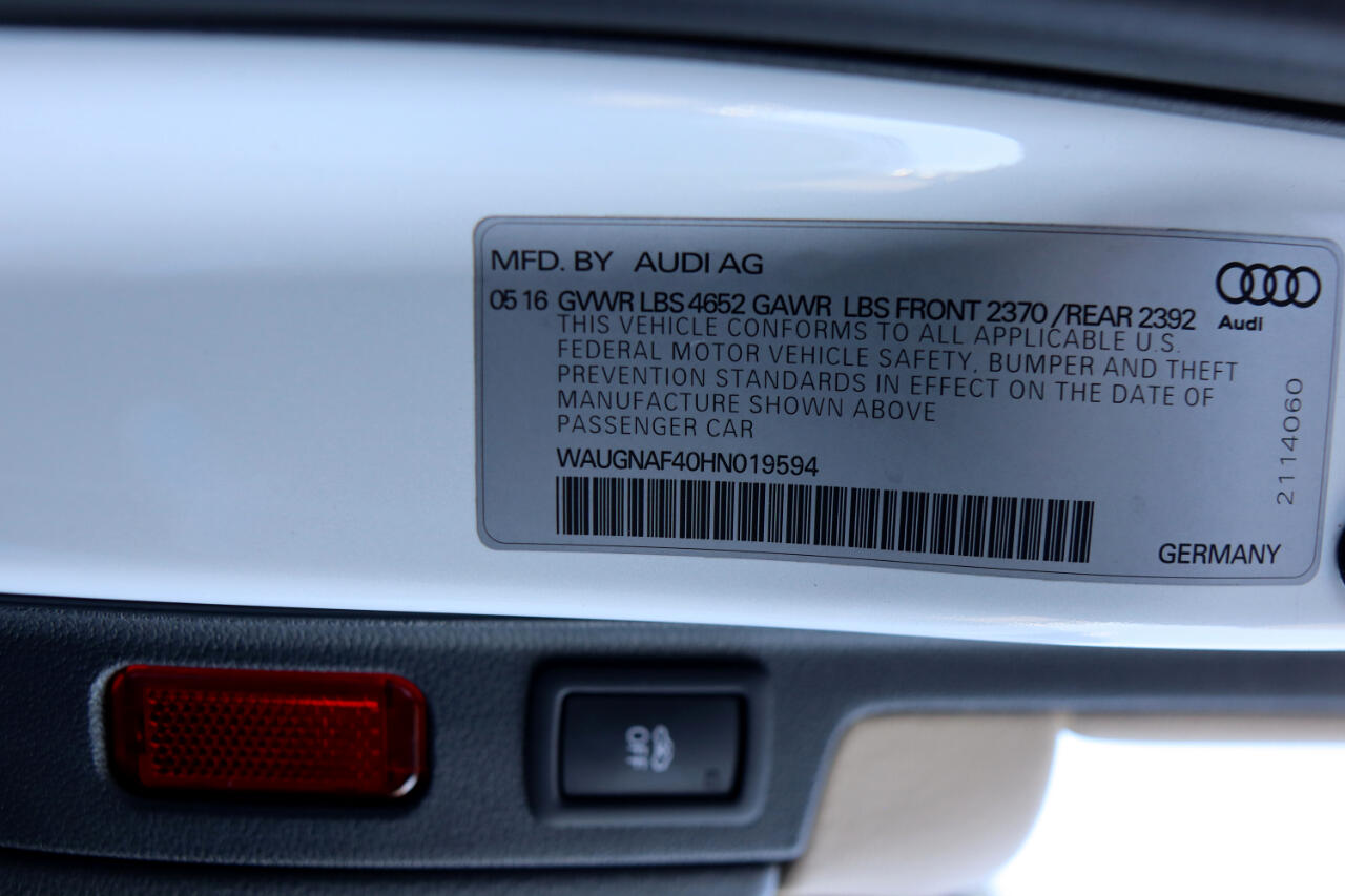Vehicle image 14 of 39