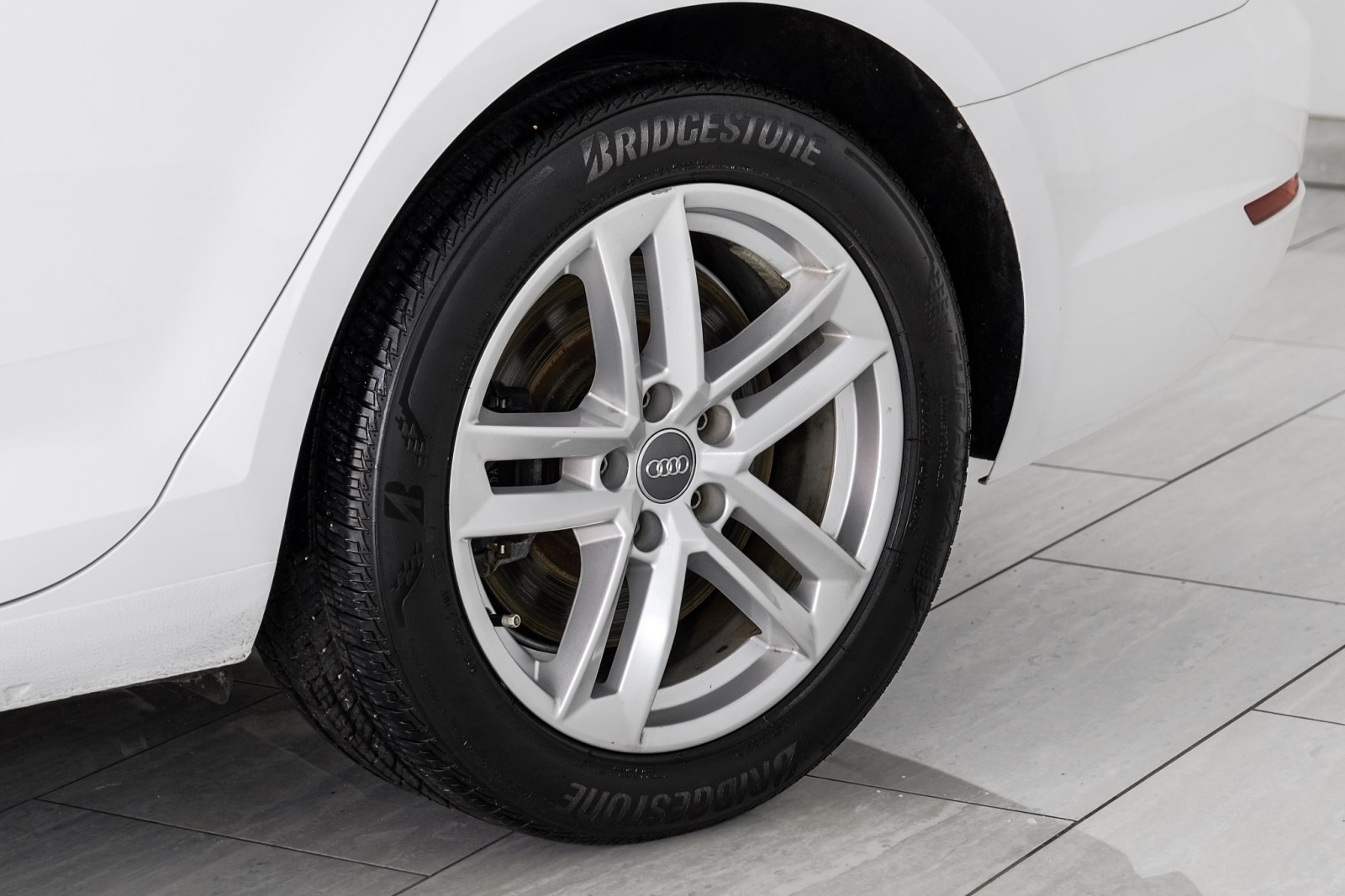 Vehicle image 53 of 65