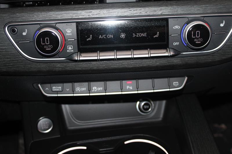 Vehicle image 44 of 60