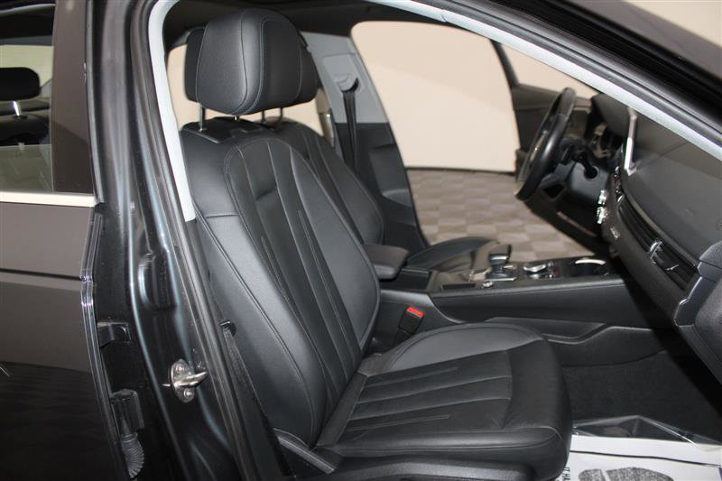 Vehicle image 13 of 60