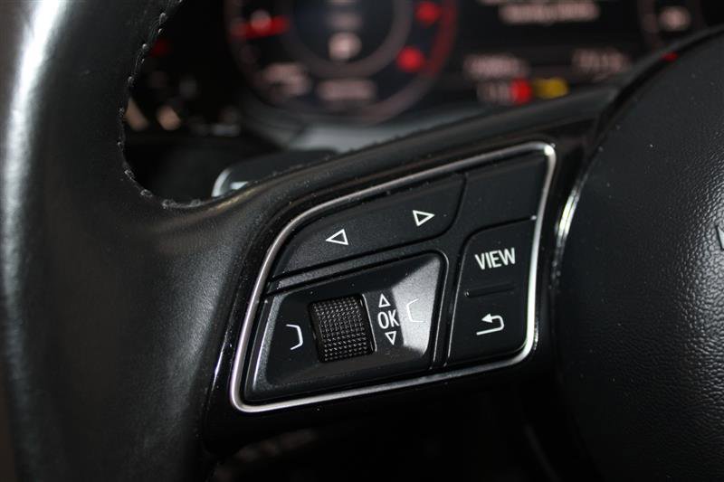 Vehicle image 43 of 60