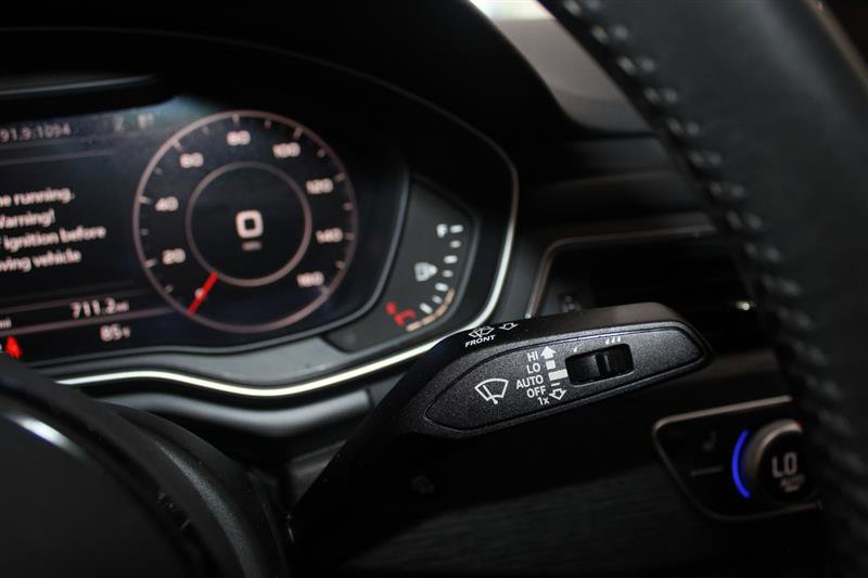 Vehicle image 34 of 60
