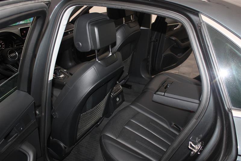Vehicle image 23 of 60