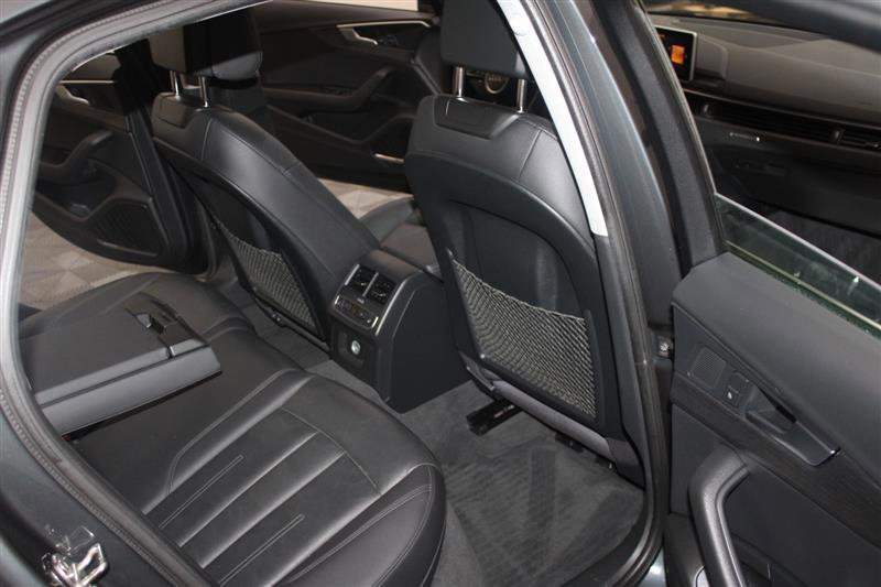 Vehicle image 18 of 60