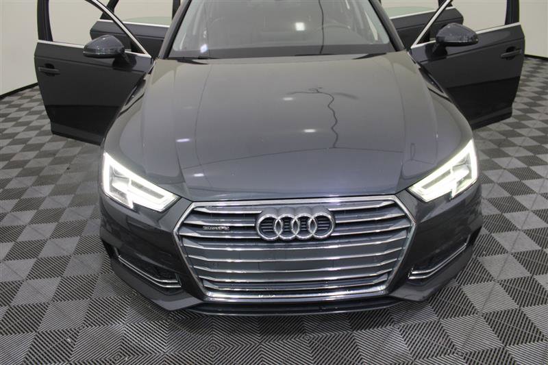 Vehicle image 3 of 60