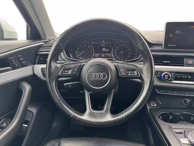 Vehicle image 17 of 21
