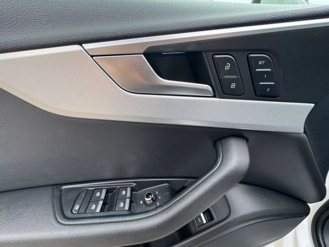 Vehicle image 21 of 21
