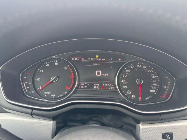 Vehicle image 18 of 21