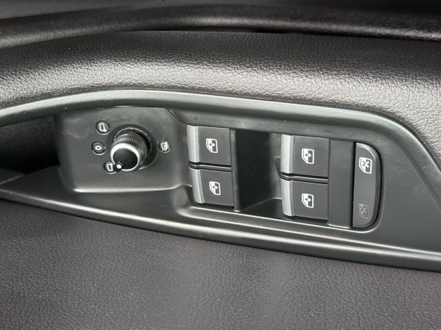 Vehicle image 43 of 54