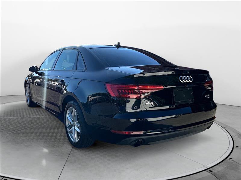 Vehicle image 7 of 15