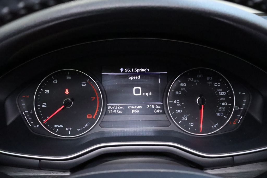 Vehicle image 17 of 42