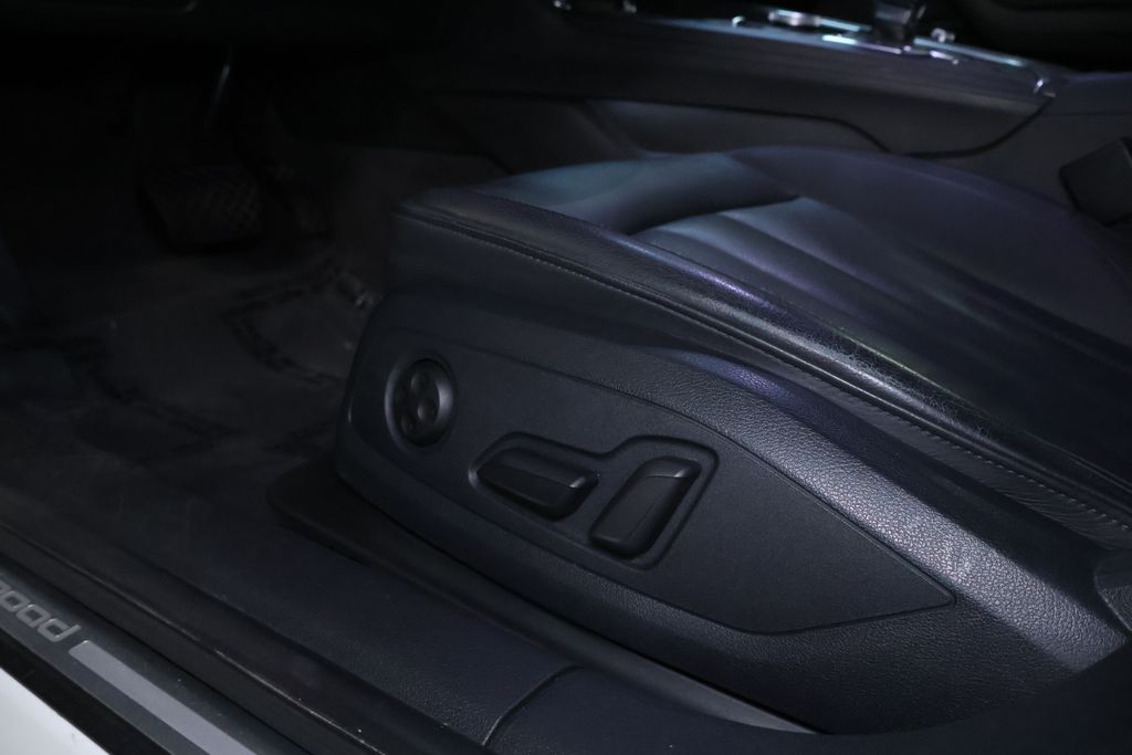 Vehicle image 12 of 42