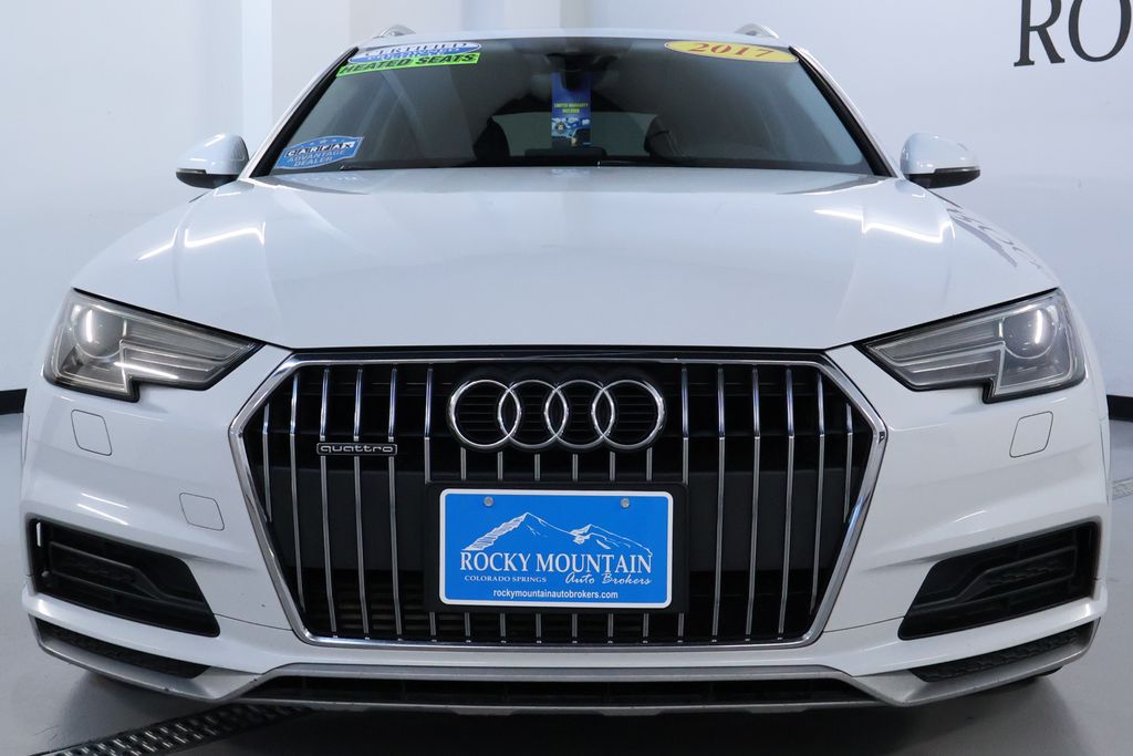 Vehicle image 2 of 42