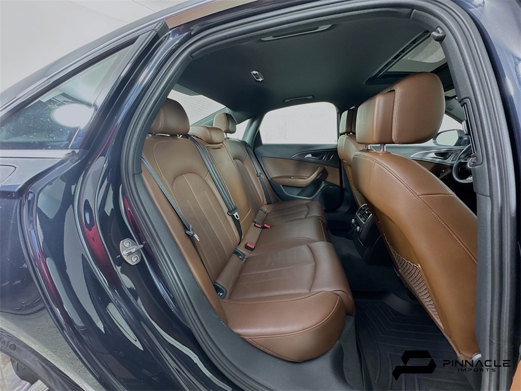 Vehicle image 29 of 35