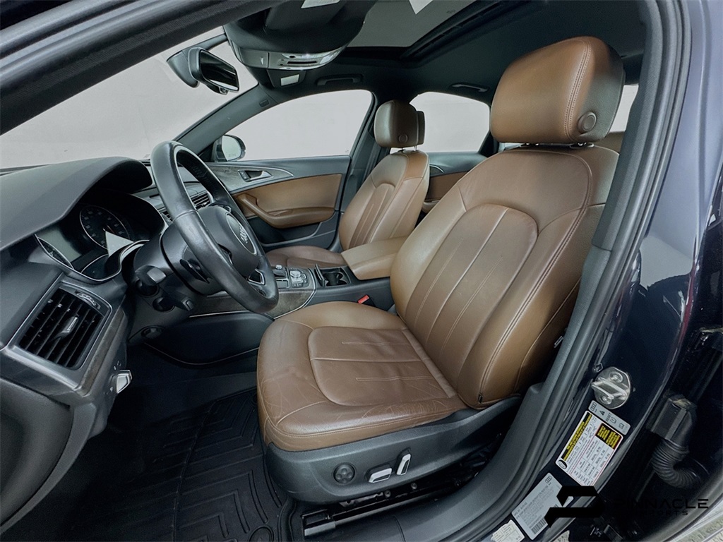 Vehicle image 11 of 35