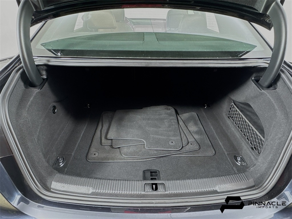 Vehicle image 28 of 35