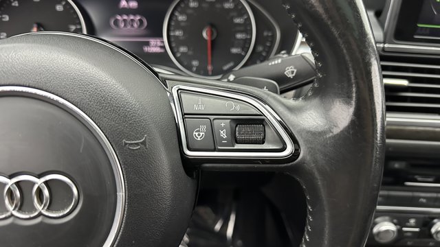 Vehicle image 17 of 40