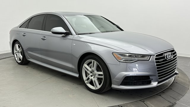 Vehicle image 3 of 40