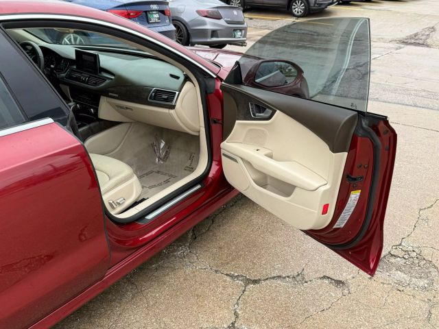 Vehicle image 25 of 67