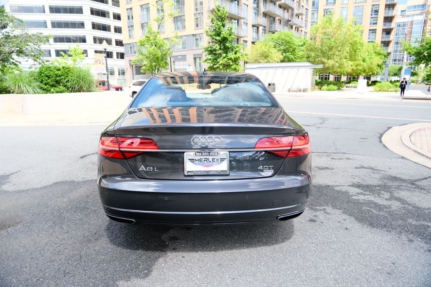 Vehicle image 9 of 49
