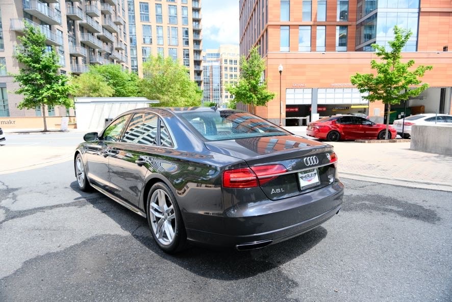 Vehicle image 11 of 49