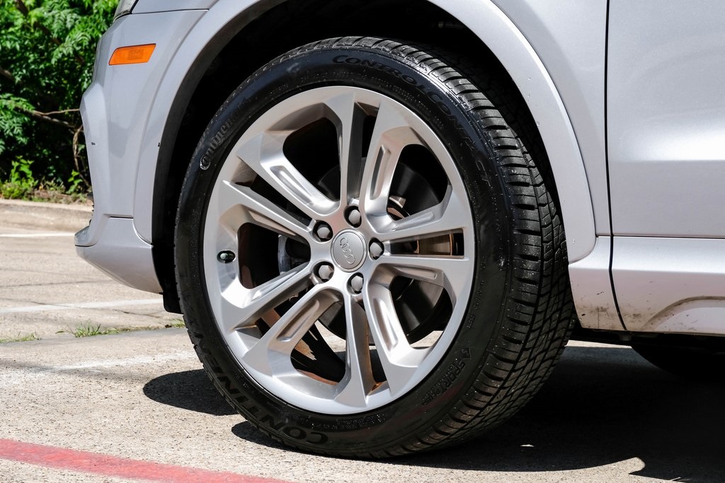 Vehicle image 29 of 70
