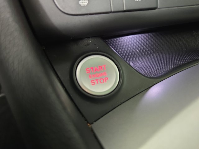Vehicle image 27 of 34