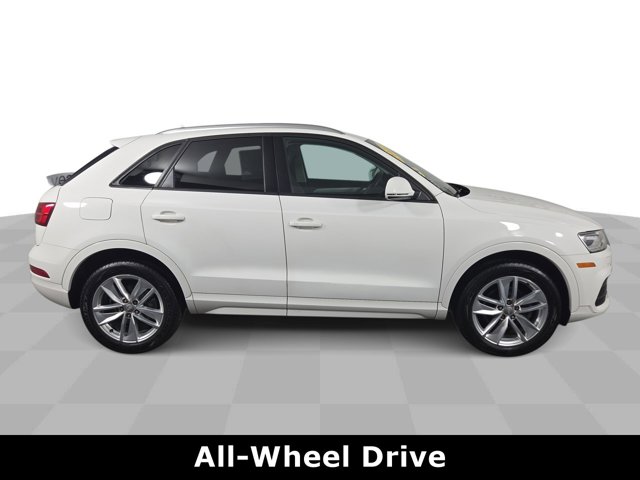 Vehicle image 6 of 34