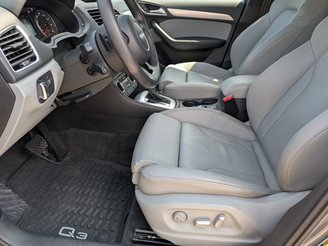 Vehicle image 10 of 29