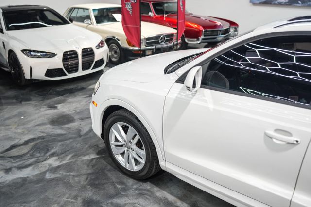 2017 Audi Q3 Premium Image 4 of 82