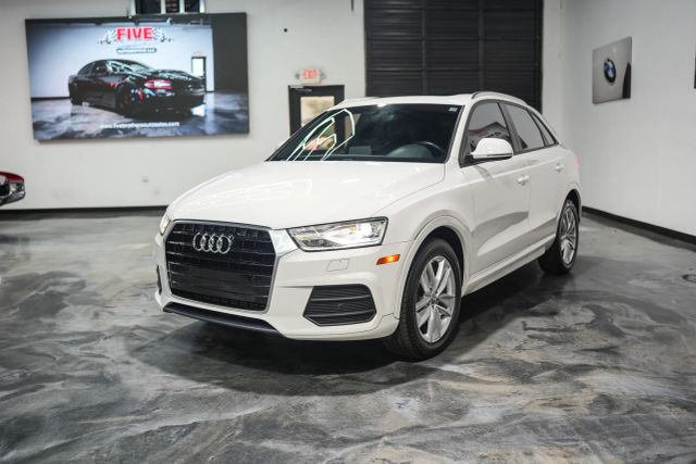 2017 Audi Q3 Premium Image 2 of 82