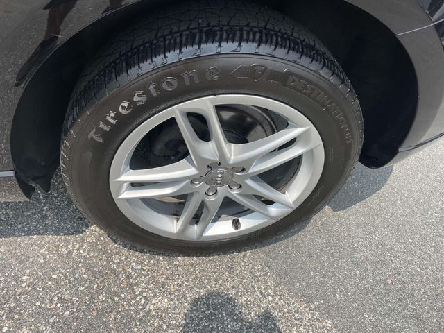 Vehicle image 17 of 38