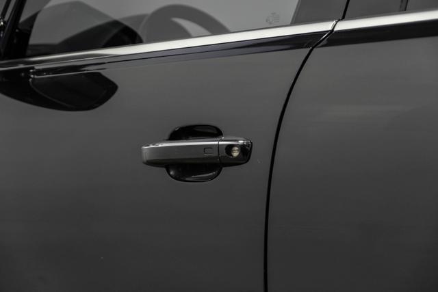 Vehicle image 35 of 54