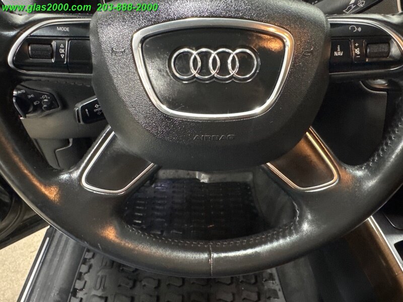 Vehicle image 19 of 33