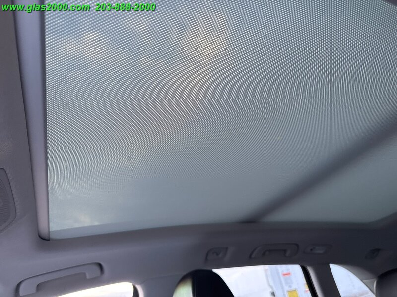Vehicle image 33 of 33