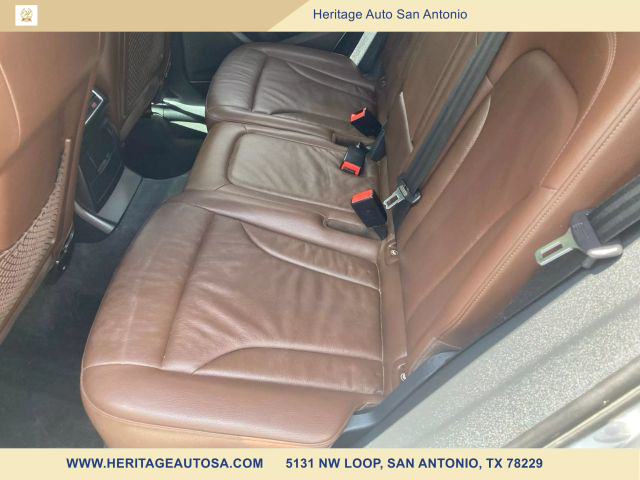 Vehicle image 12 of 13