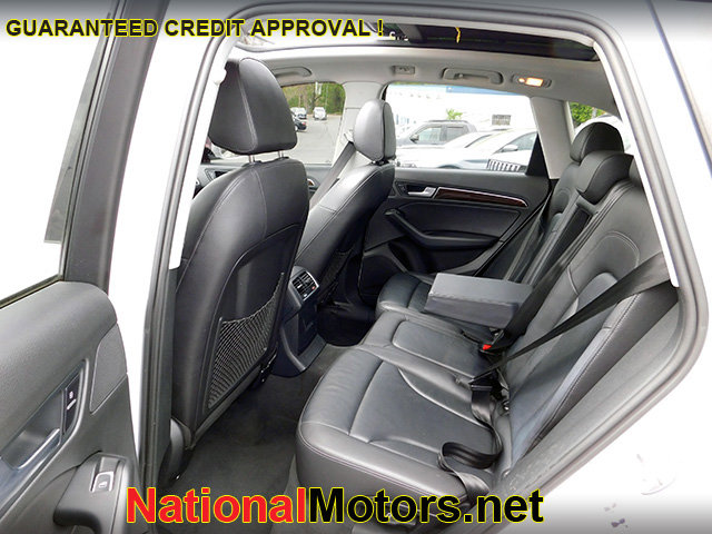 Vehicle image 4 of 16