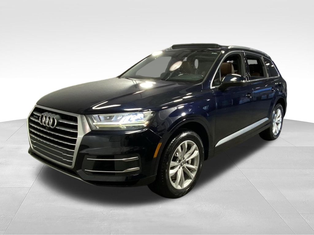 2017 Audi Q7 Premium Plus Image 1 of 31