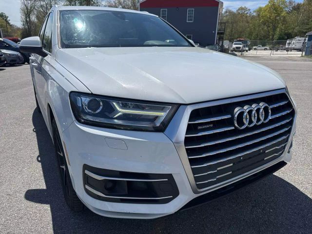 Vehicle image 5 of 7